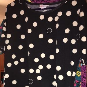 Lula Roe black and white T.